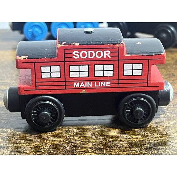Thomas & Friends Wooden Railway Thomas The Train & Sodor Line Caboose Lot of 3 - Picture 16 of 16